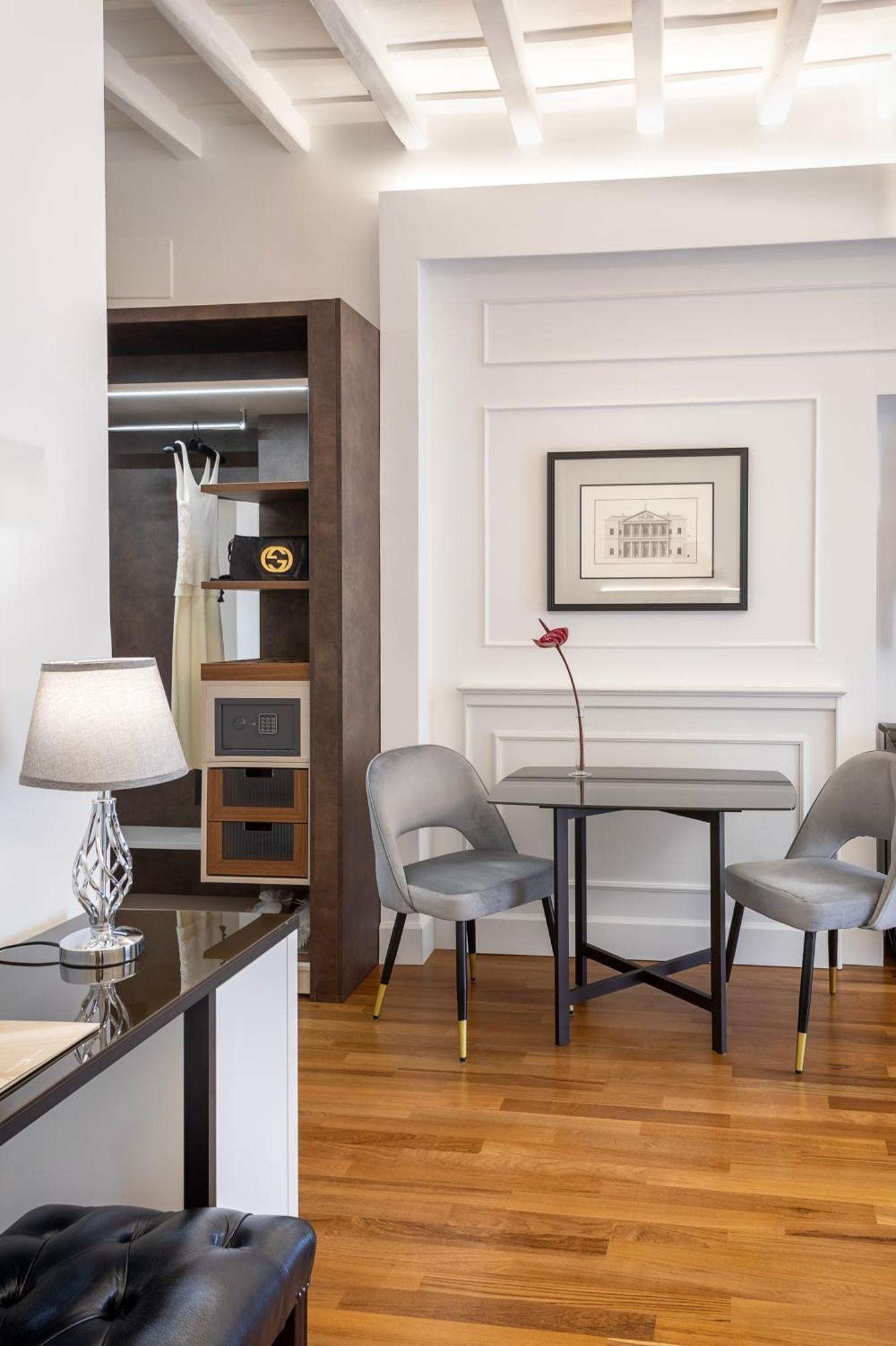 Goldoni 47 Hotel Rome Buitenkant foto
